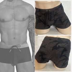 Men's Black Leaf-Print Swim Trunks
